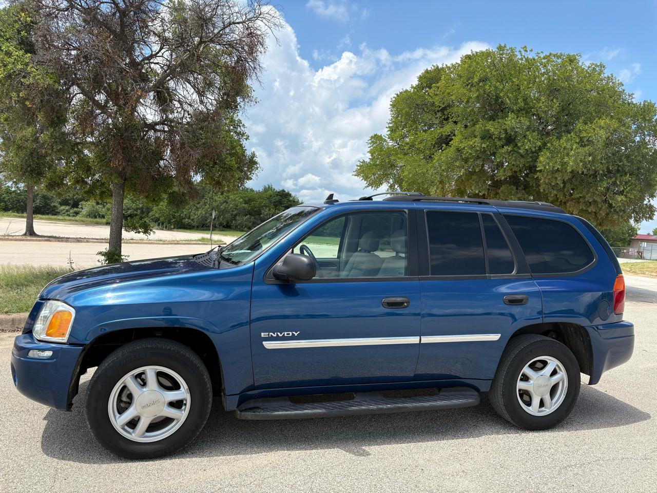 GMC Envoy 4dr 2WD SLE 2006