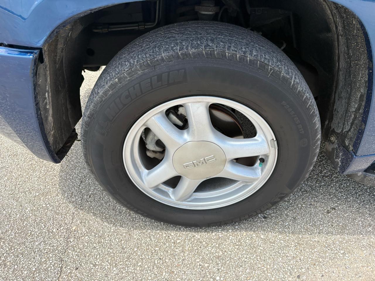 GMC Envoy 4dr 2WD SLE 2006
