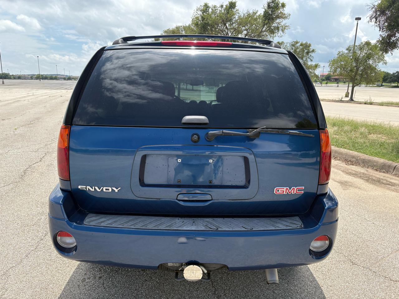GMC Envoy 4dr 2WD SLE 2006