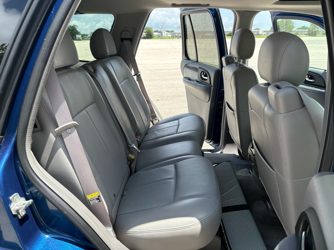 GMC Envoy 4dr 2WD SLE 2006