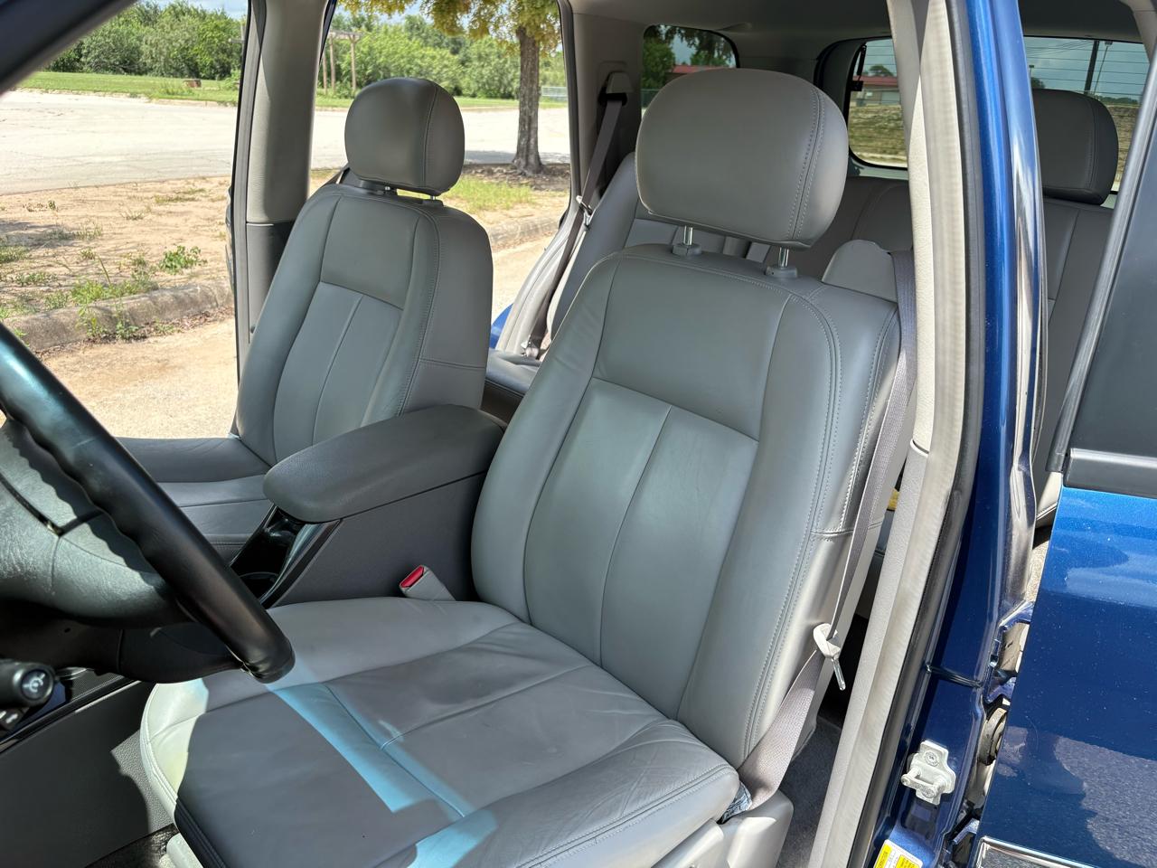 GMC Envoy 4dr 2WD SLE 2006