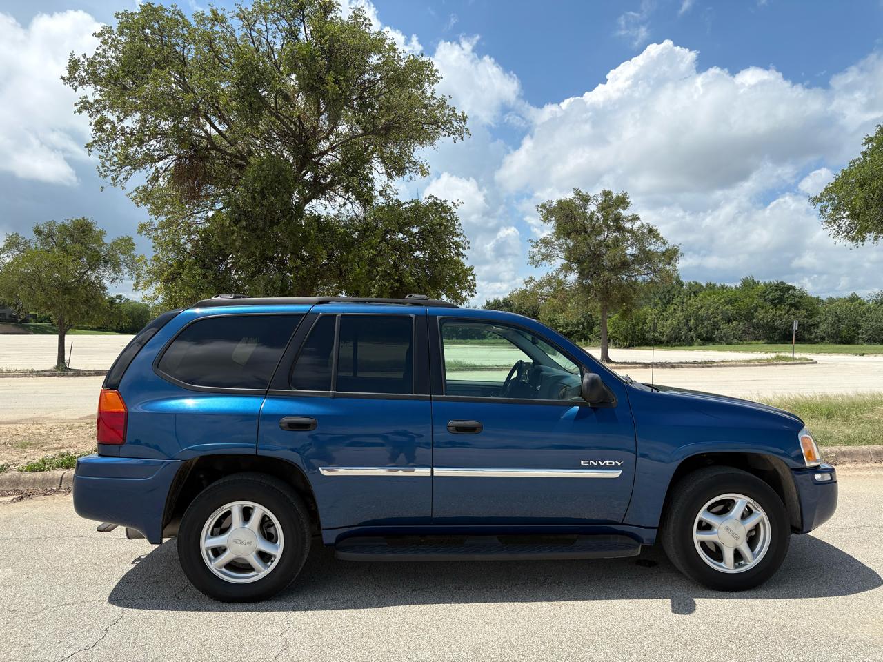 GMC Envoy 4dr 2WD SLE 2006