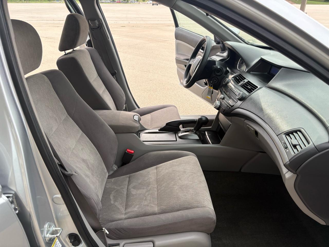 Honda Accord Sdn 4dr I4 Auto LX 2010