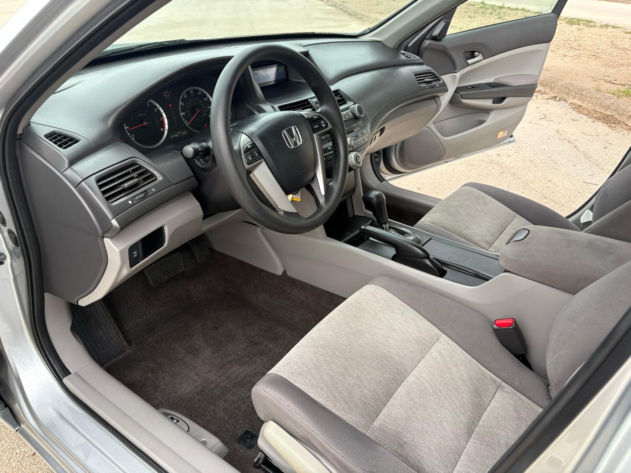 Honda Accord Sdn 4dr I4 Auto LX 2010
