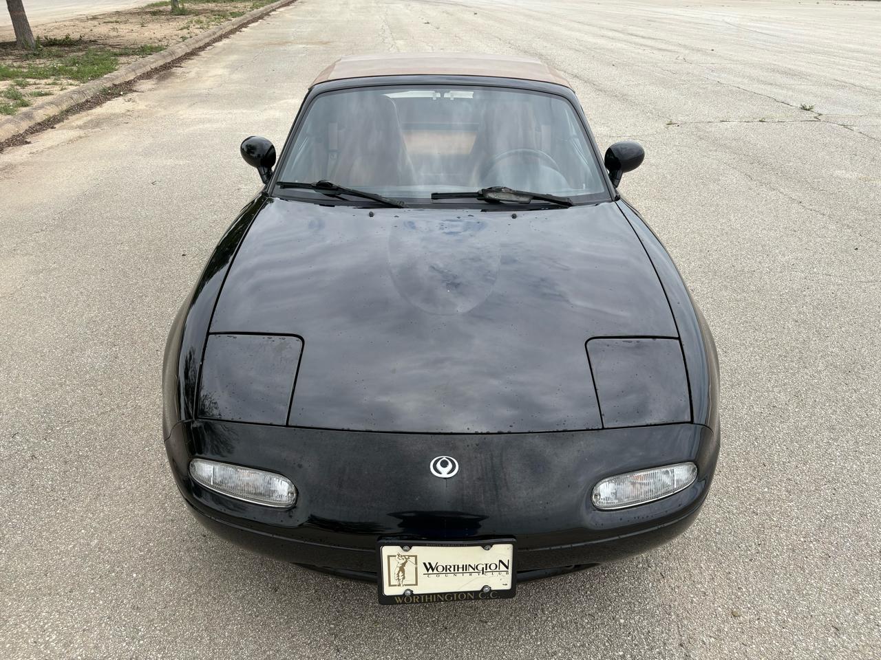 Mazda MX-5 Miata 2dr Convertible Popular Equipment Pkg Auto 1995