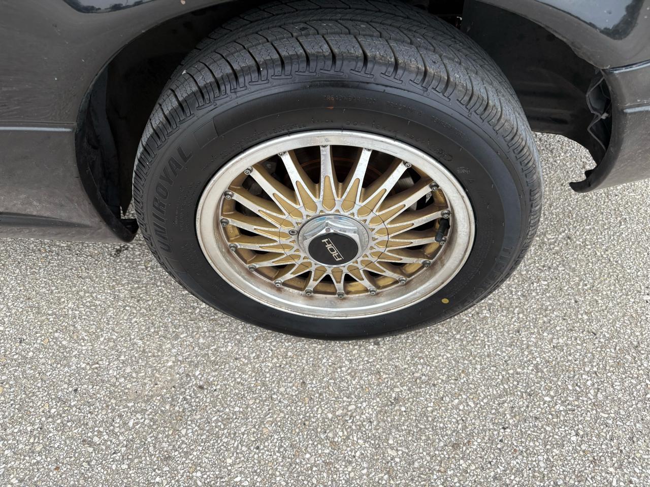 Mazda MX-5 Miata 2dr Convertible Popular Equipment Pkg Auto 1995