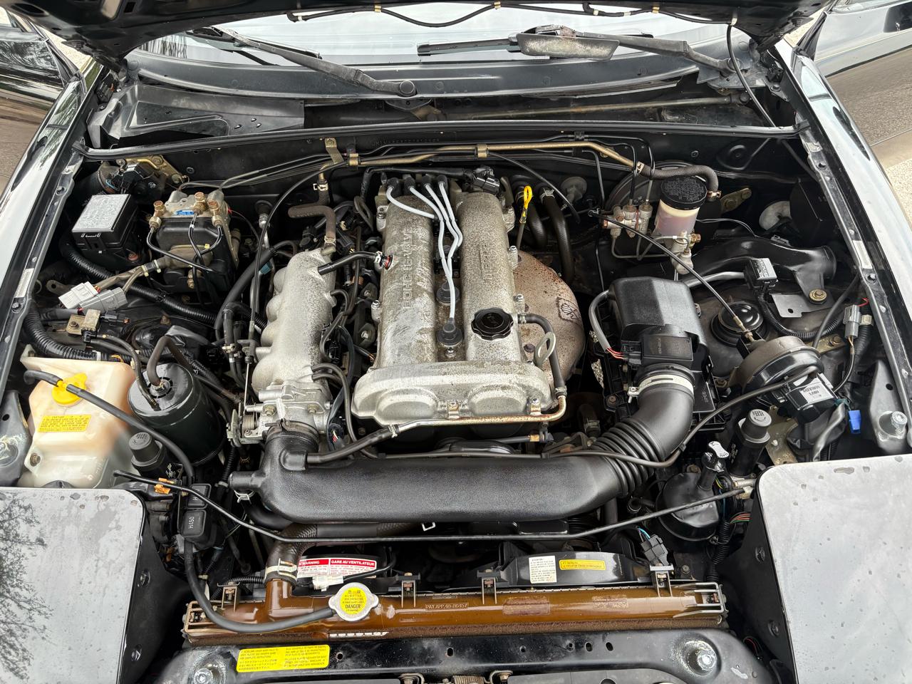 Mazda MX-5 Miata 2dr Convertible Popular Equipment Pkg Auto 1995