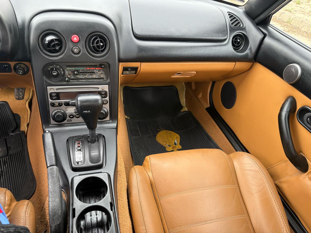 Mazda MX-5 Miata 2dr Convertible Popular Equipment Pkg Auto 1995
