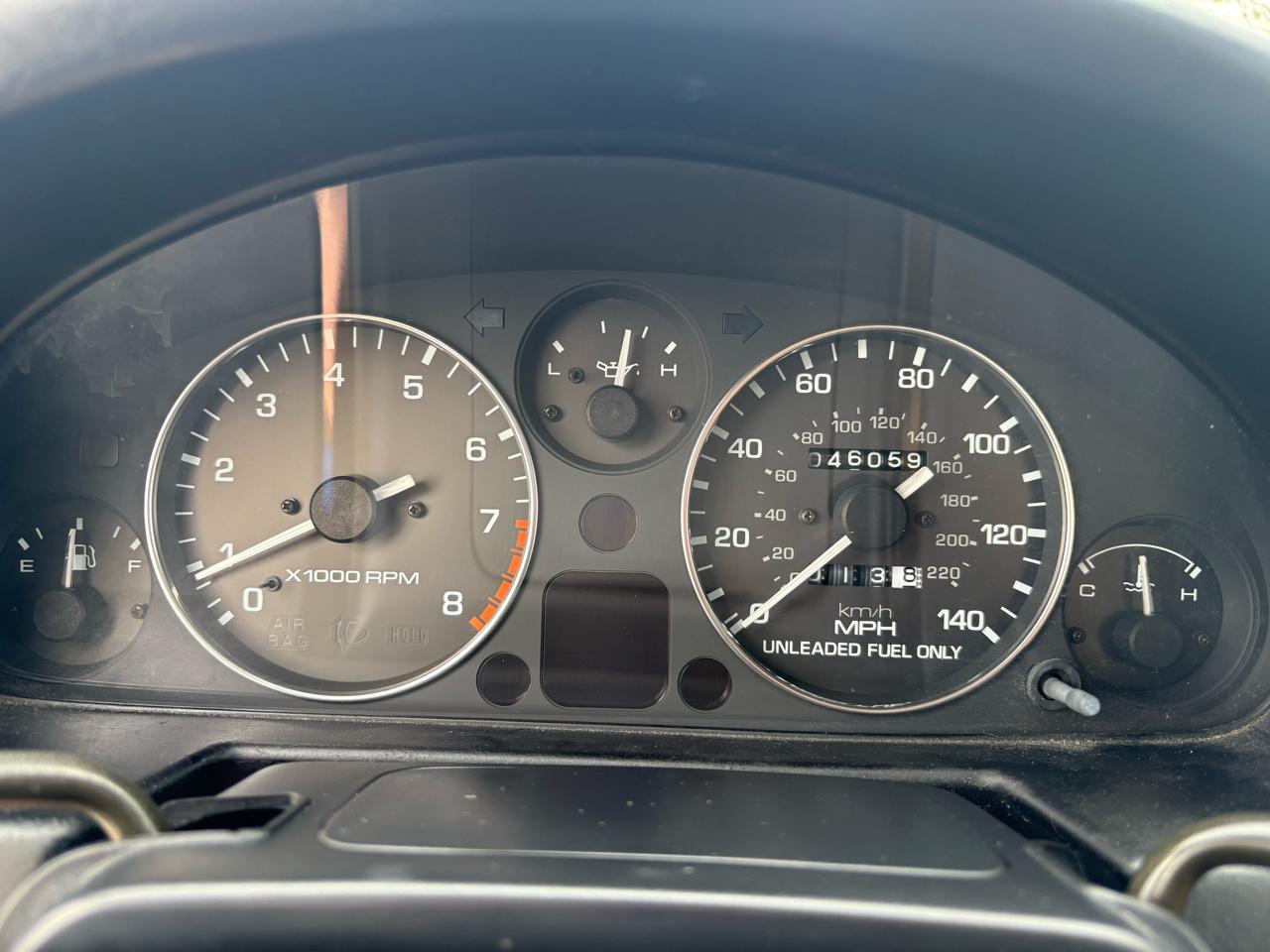 Mazda MX-5 Miata 2dr Convertible Popular Equipment Pkg Auto 1995