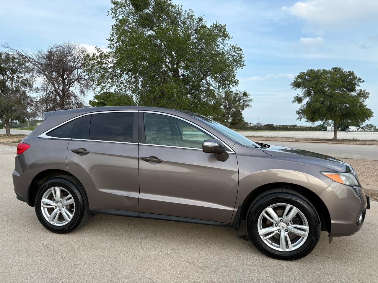 Acura RDX FWD 4dr Tech Pkg 2013