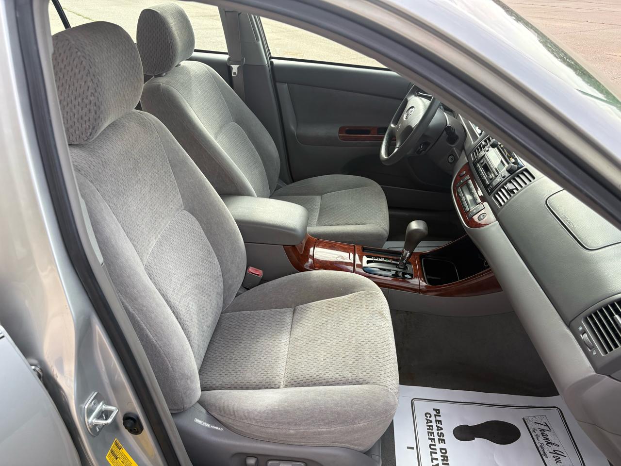 Toyota Camry 4dr Sdn XLE Auto (Natl) 2003