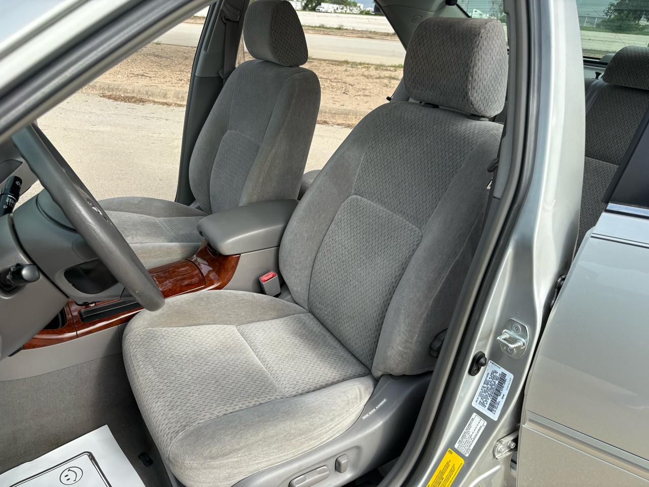 Toyota Camry 4dr Sdn XLE Auto (Natl) 2003