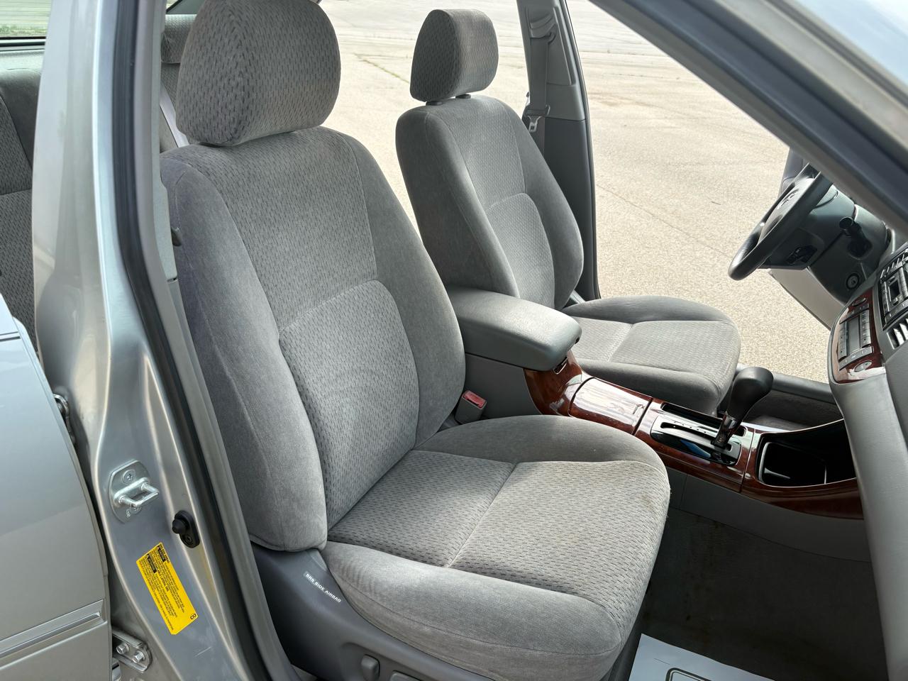 Toyota Camry 4dr Sdn XLE Auto (Natl) 2003