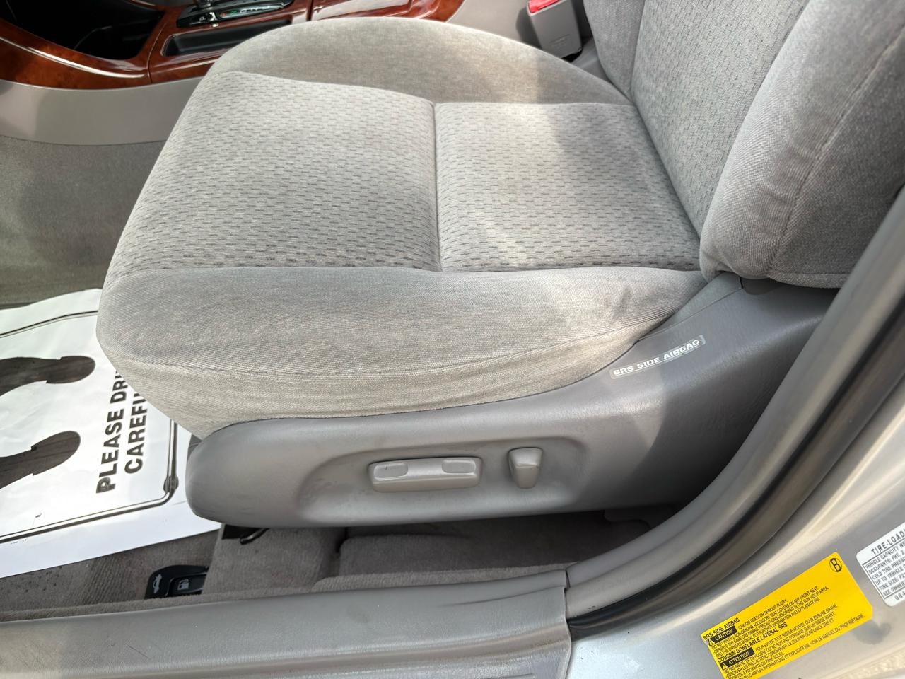 Toyota Camry 4dr Sdn XLE Auto (Natl) 2003