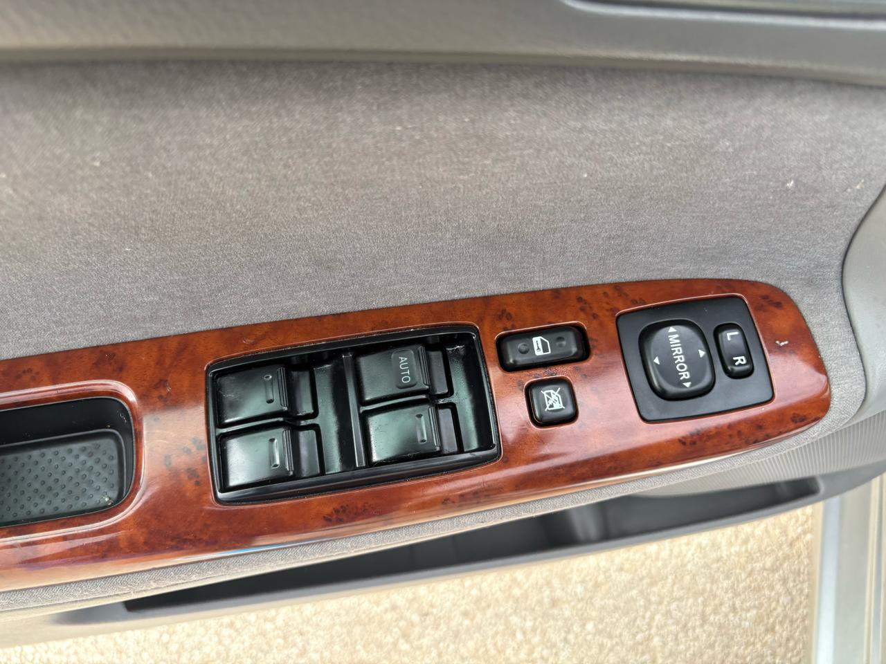 Toyota Camry 4dr Sdn XLE Auto (Natl) 2003