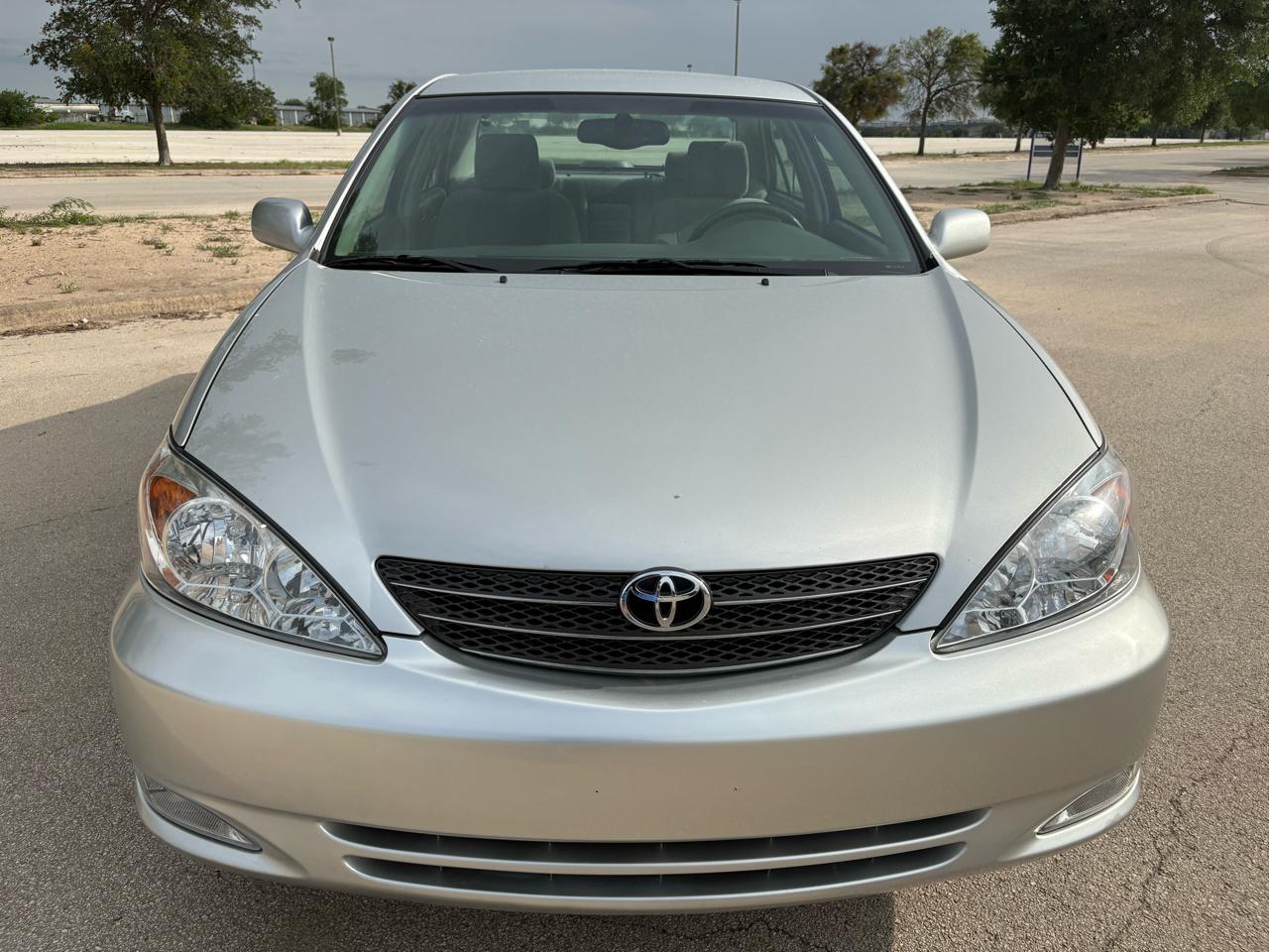 Toyota Camry 4dr Sdn XLE Auto (Natl) 2003