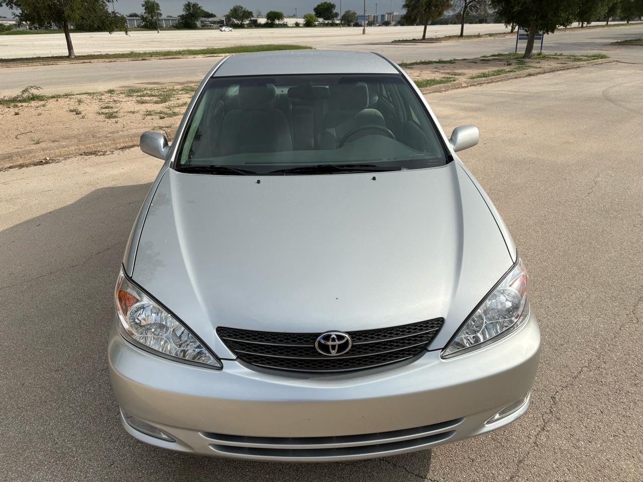 Toyota Camry 4dr Sdn XLE Auto (Natl) 2003