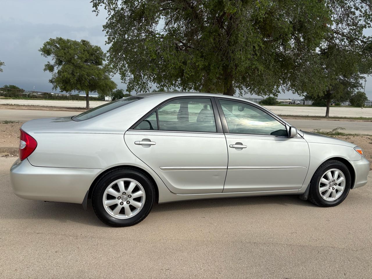 Toyota Camry 4dr Sdn XLE Auto (Natl) 2003