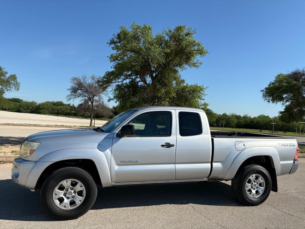 Toyota Tacoma Access 128" PreRunner V6 Auto Natl 2005
