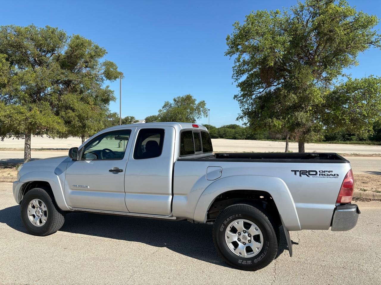 Toyota Tacoma Access 128" PreRunner V6 Auto Natl 2005