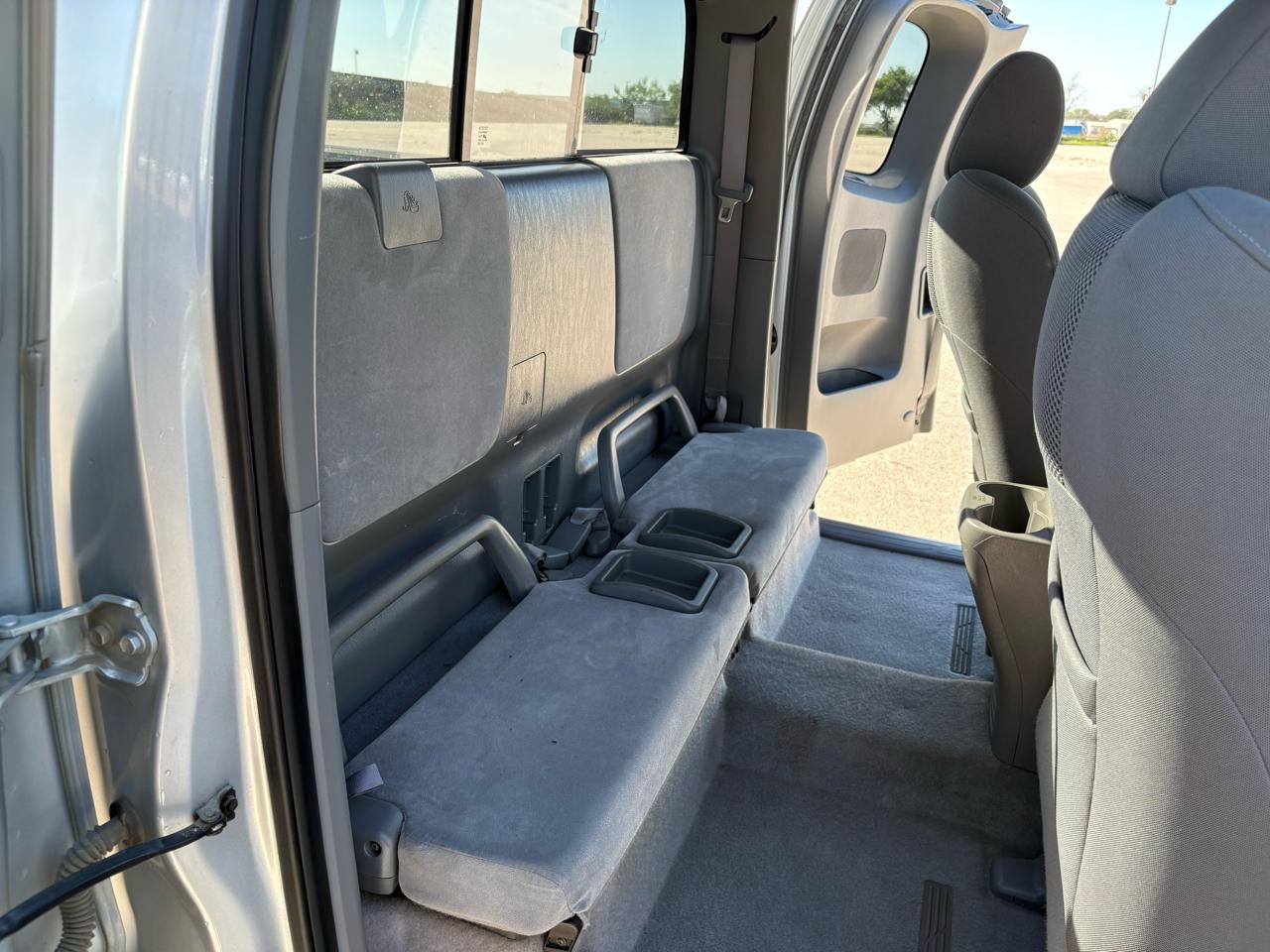 Toyota Tacoma Access 128" PreRunner V6 Auto Natl 2005