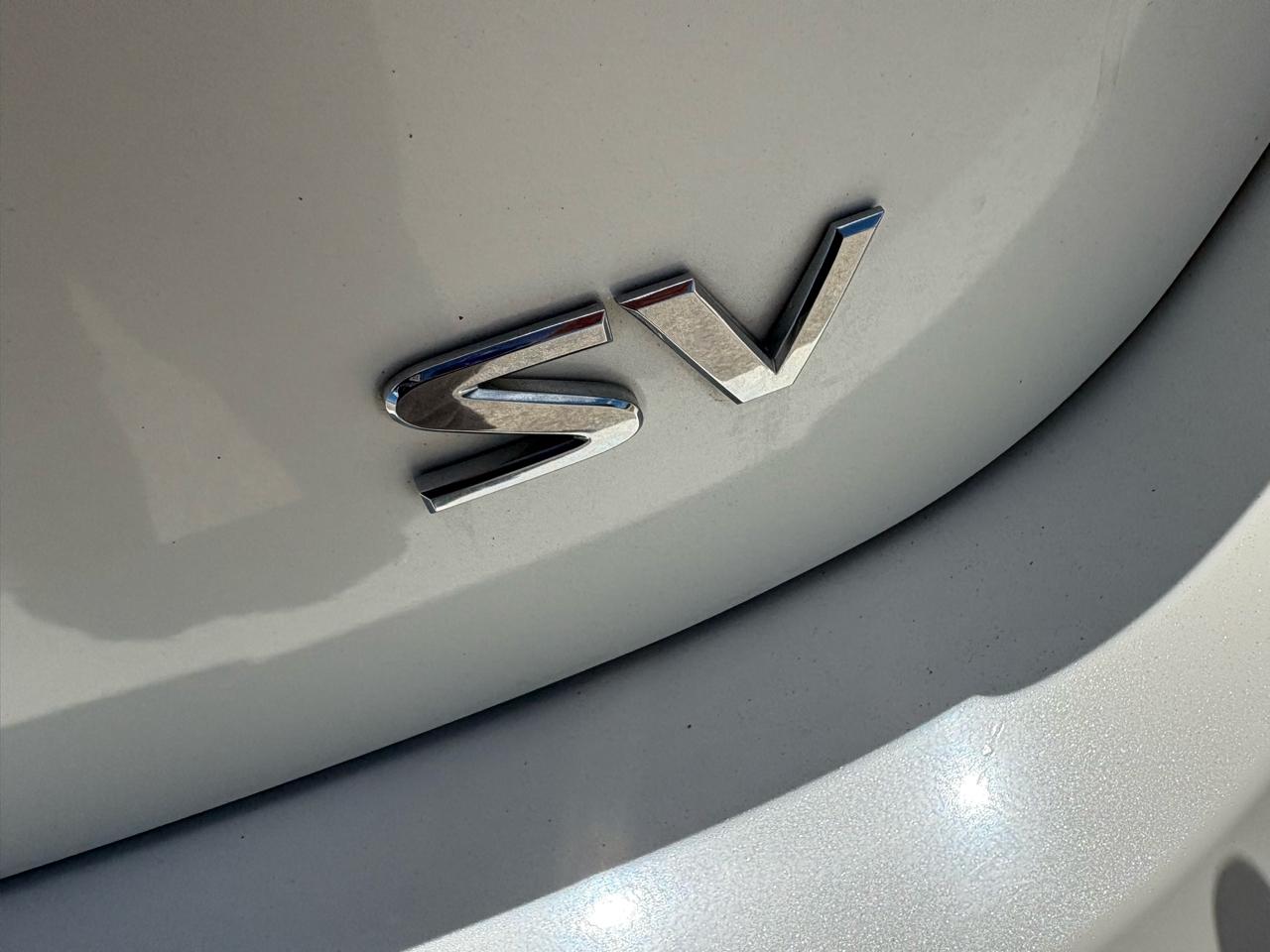 Nissan Rogue FWD 4dr SV 2011