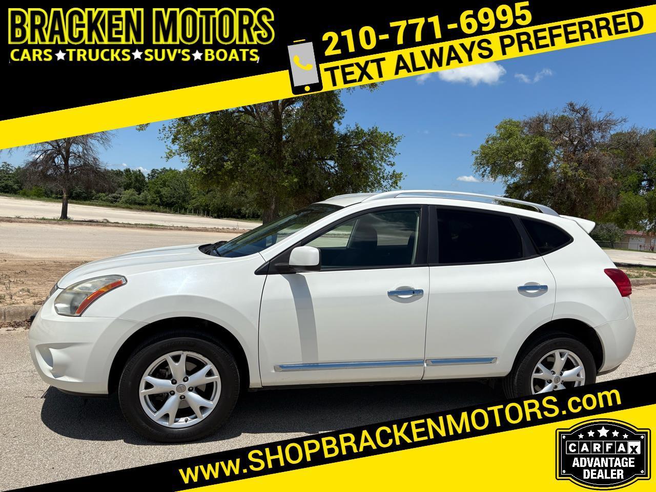 Nissan Rogue FWD 4dr SV 2011