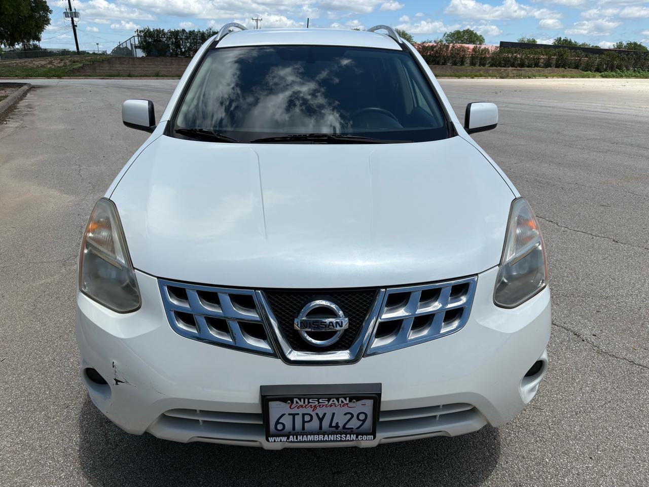 Nissan Rogue FWD 4dr SV 2011