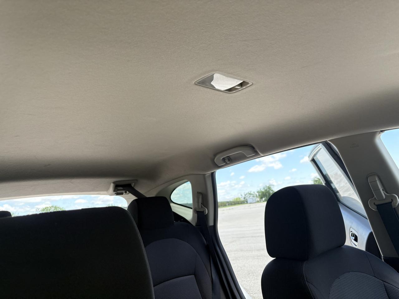 Nissan Rogue FWD 4dr SV 2011