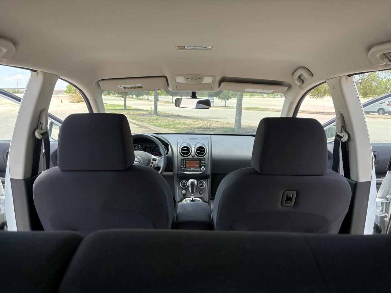 Nissan Rogue FWD 4dr SV 2011