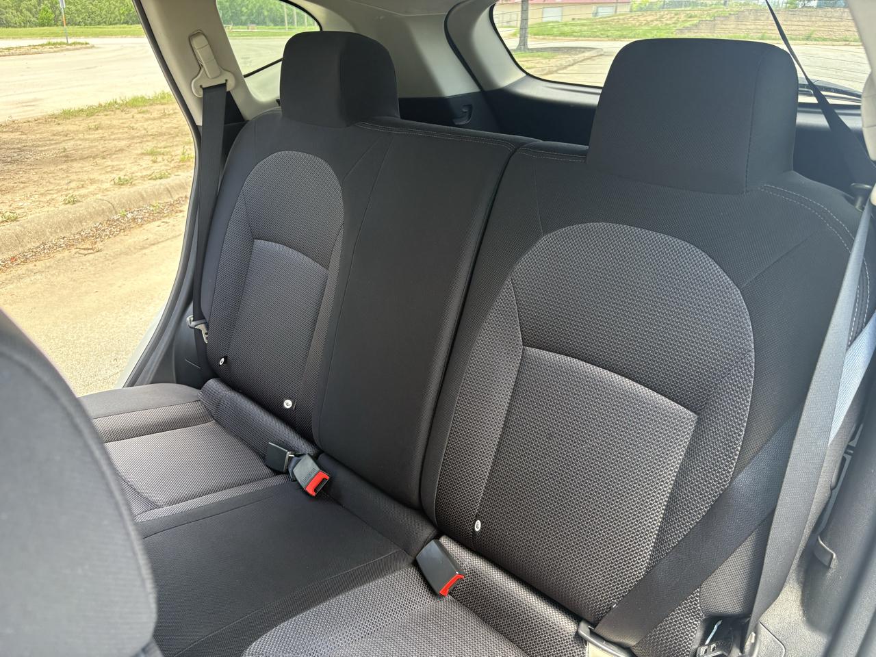 Nissan Rogue FWD 4dr SV 2011
