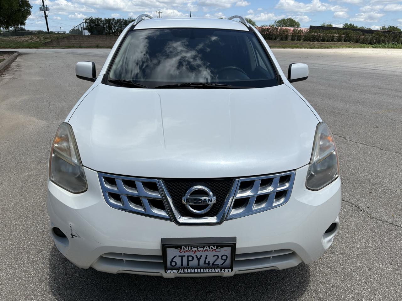 Nissan Rogue FWD 4dr SV 2011
