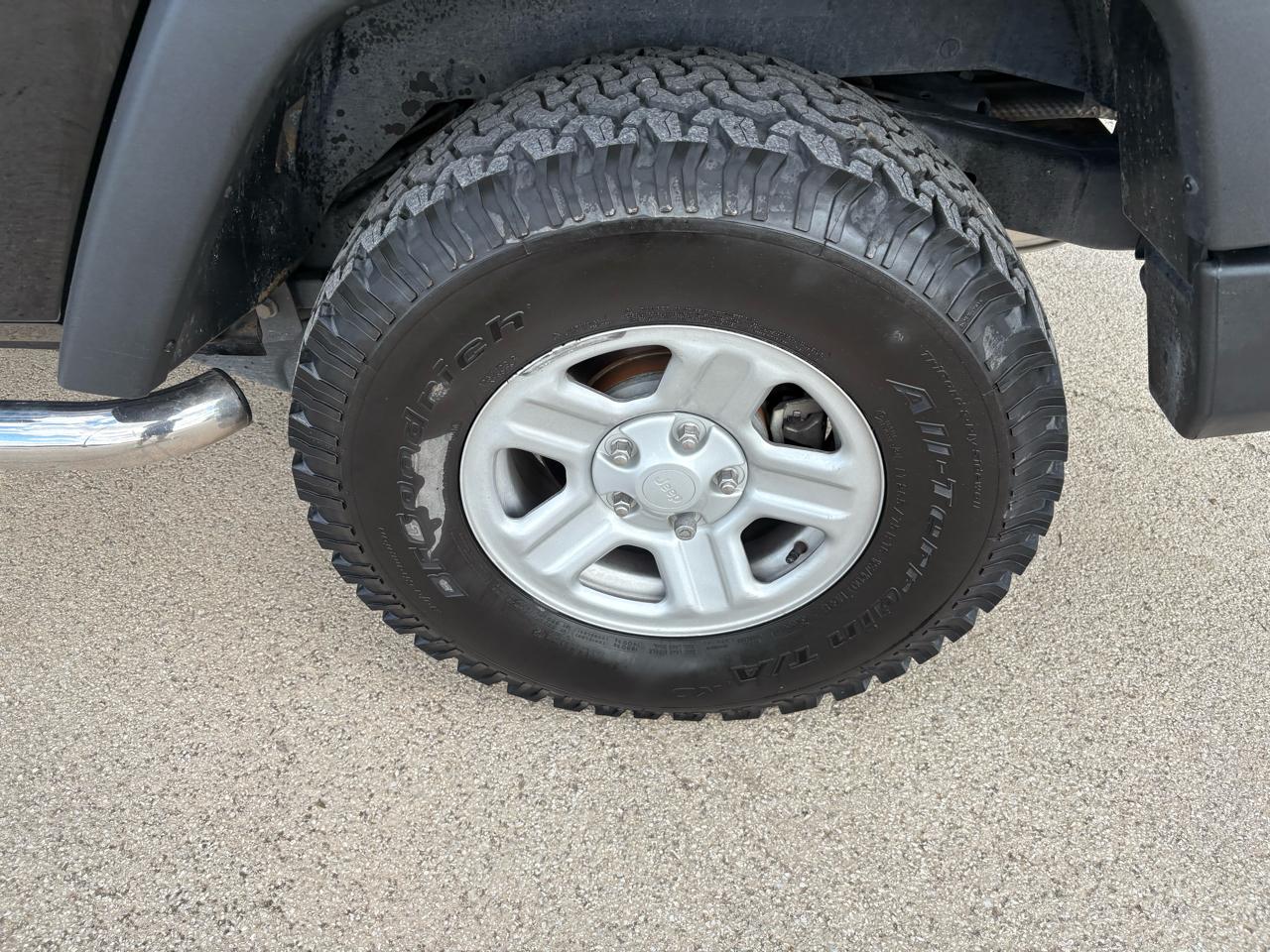 Jeep Wrangler 4WD 2dr Sport 2010