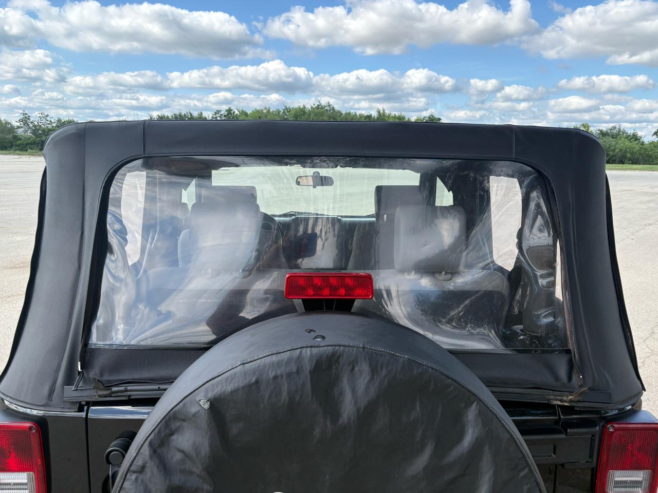 Jeep Wrangler 4WD 2dr Sport 2010