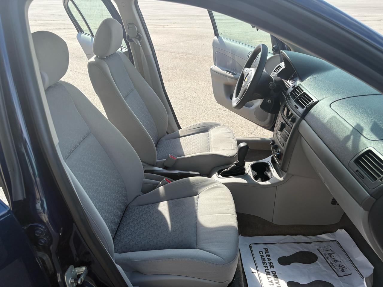 Chevrolet Cobalt 4dr Sdn LS 2009