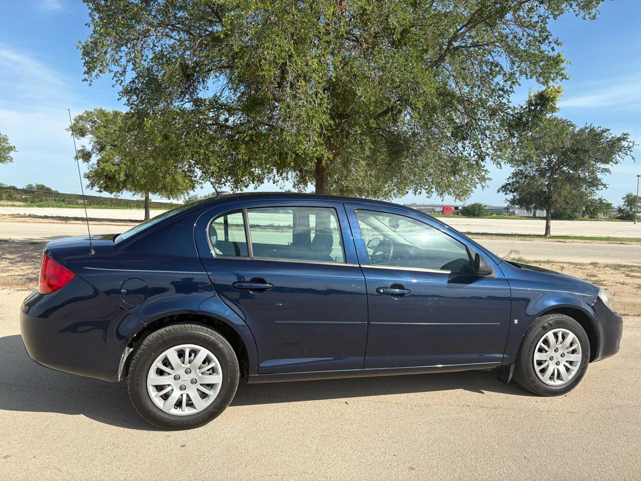 Chevrolet Cobalt 4dr Sdn LS 2009