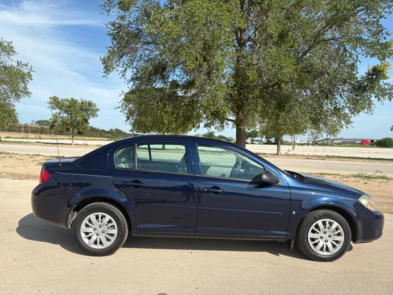 Chevrolet Cobalt 4dr Sdn LS 2009