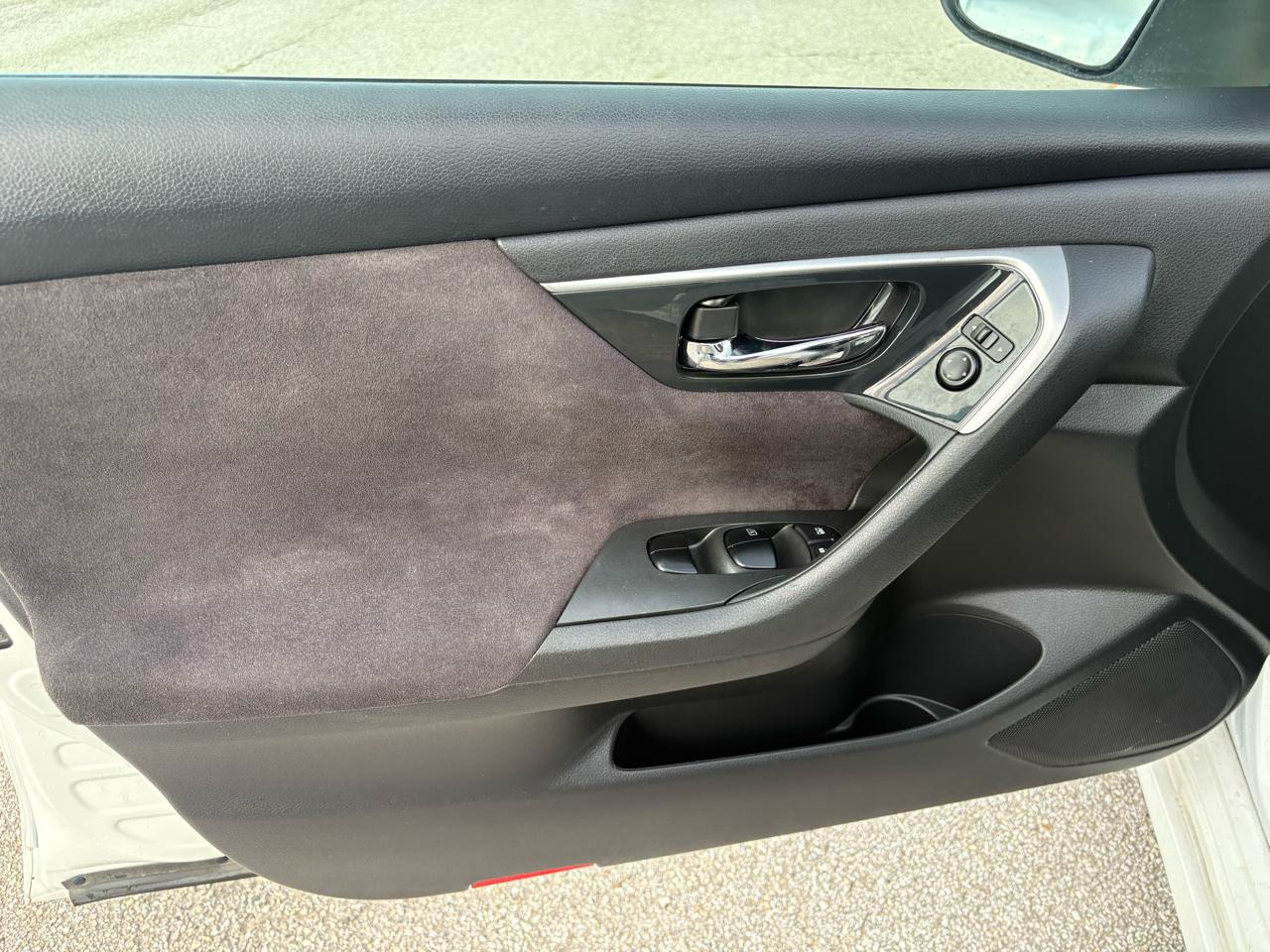Nissan Altima 4dr Sdn I4 2.5 S 2013