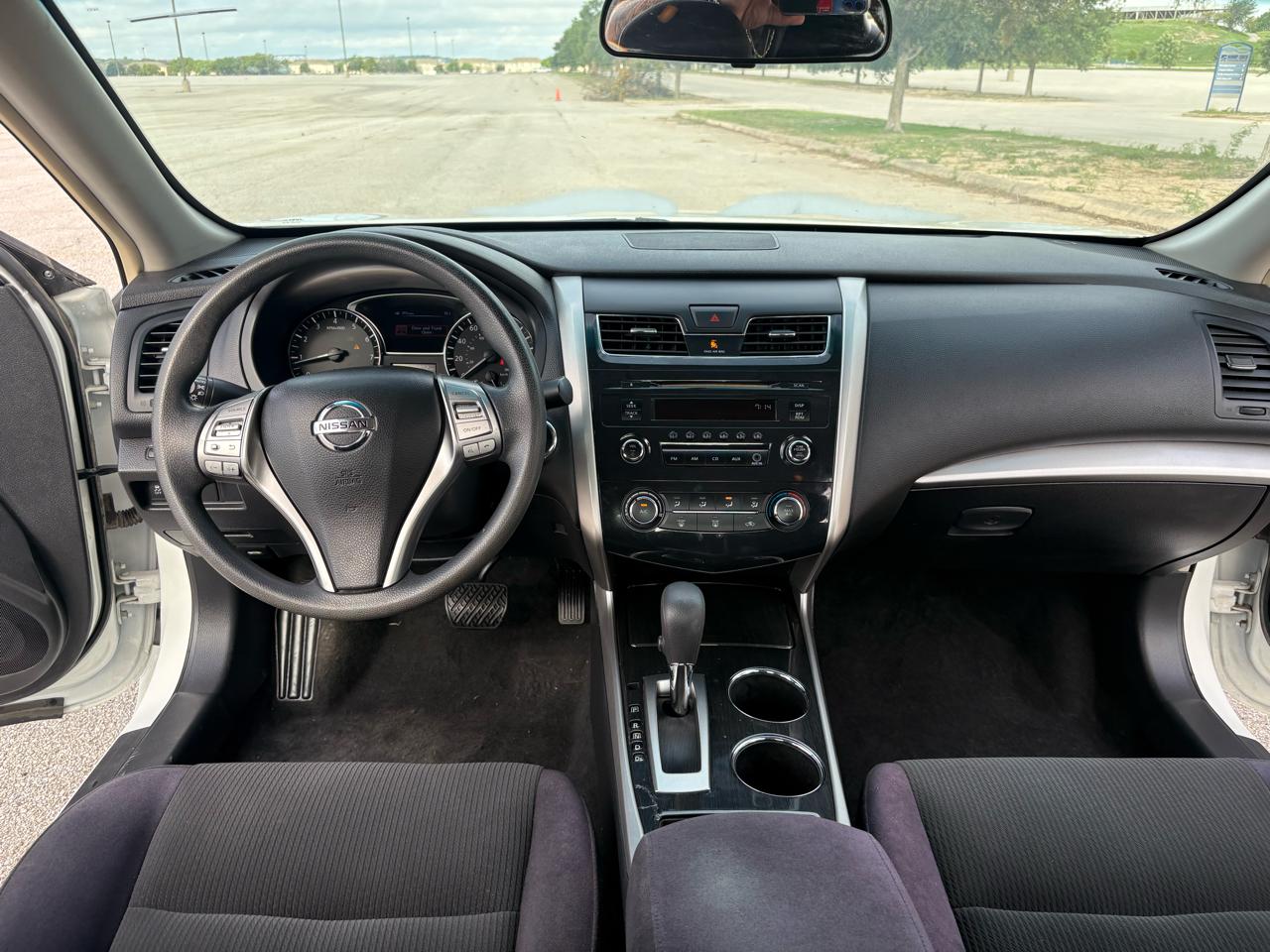 Nissan Altima 4dr Sdn I4 2.5 S 2013