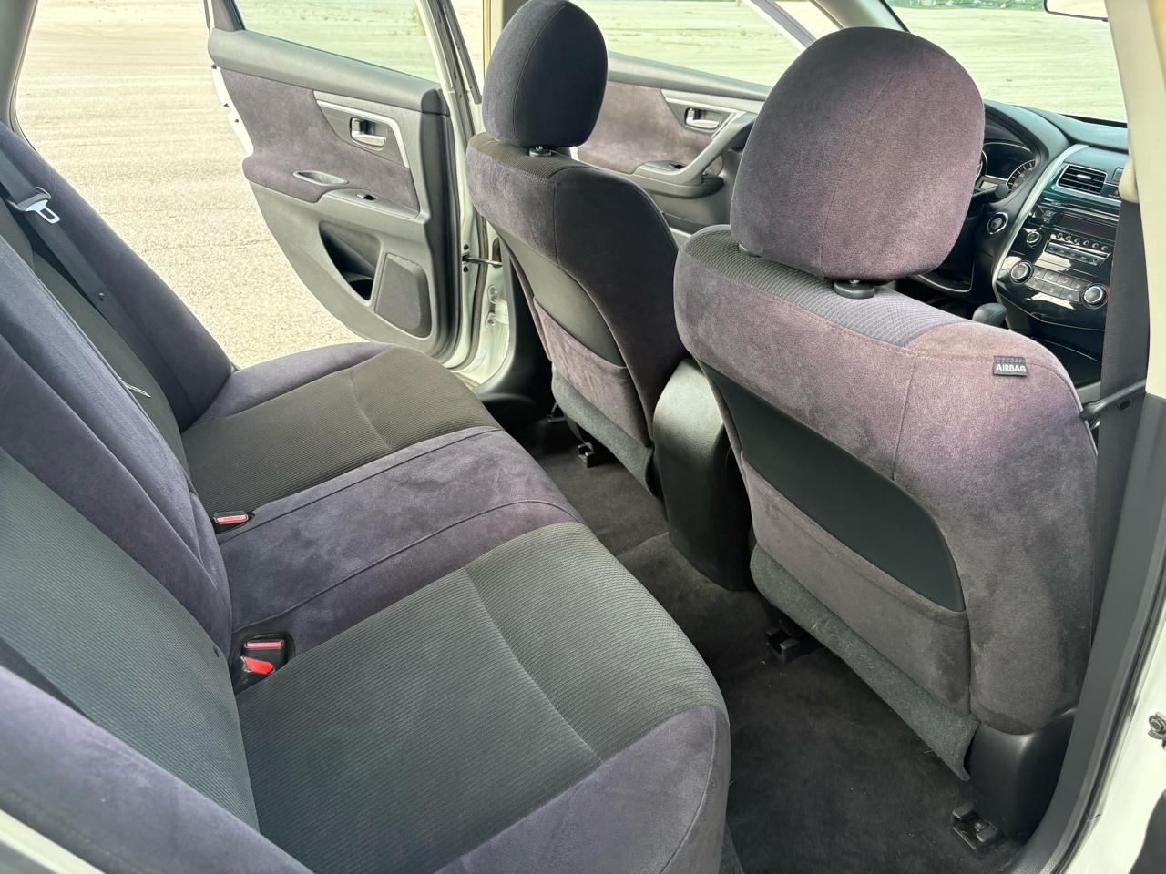 Nissan Altima 4dr Sdn I4 2.5 S 2013