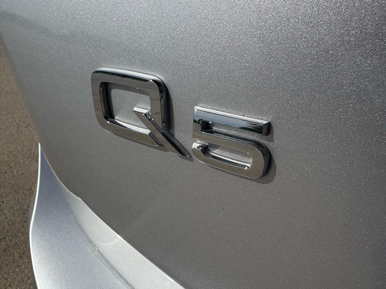 Audi Q5 quattro 4dr 2.0T Premium Plus 2011