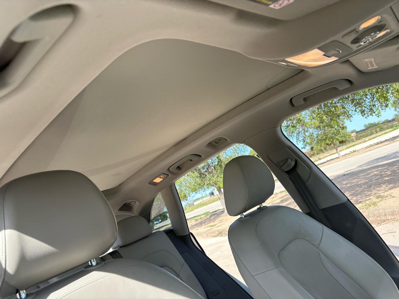Audi Q5 quattro 4dr 2.0T Premium Plus 2011