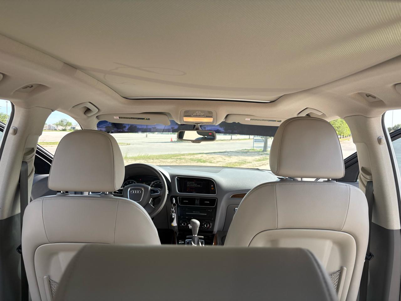 Audi Q5 quattro 4dr 2.0T Premium Plus 2011