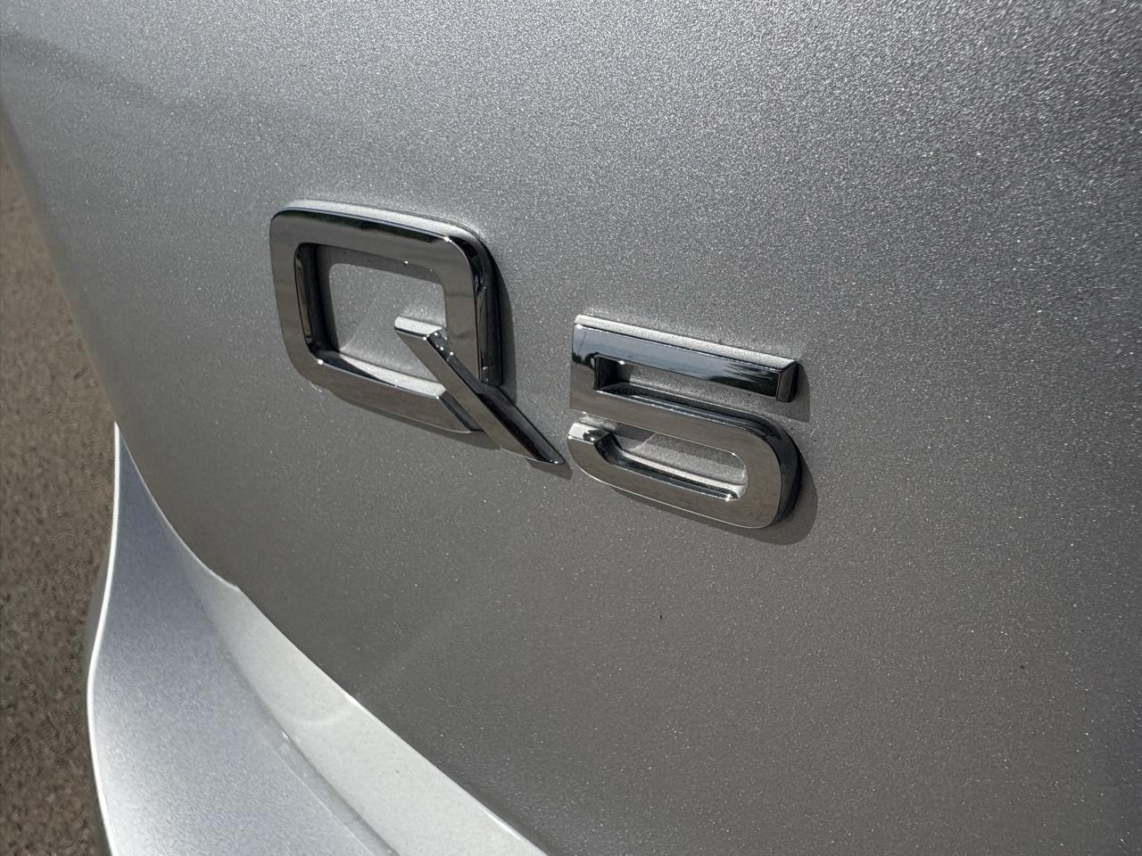 Audi Q5 quattro 4dr 2.0T Premium Plus 2011