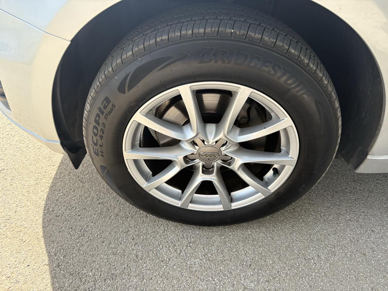 Audi Q5 quattro 4dr 2.0T Premium Plus 2011
