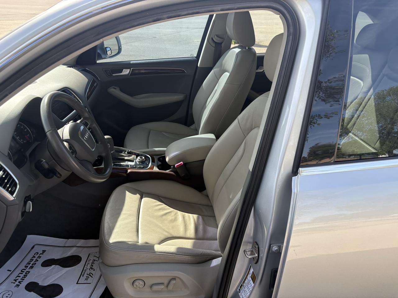 Audi Q5 quattro 4dr 2.0T Premium Plus 2011