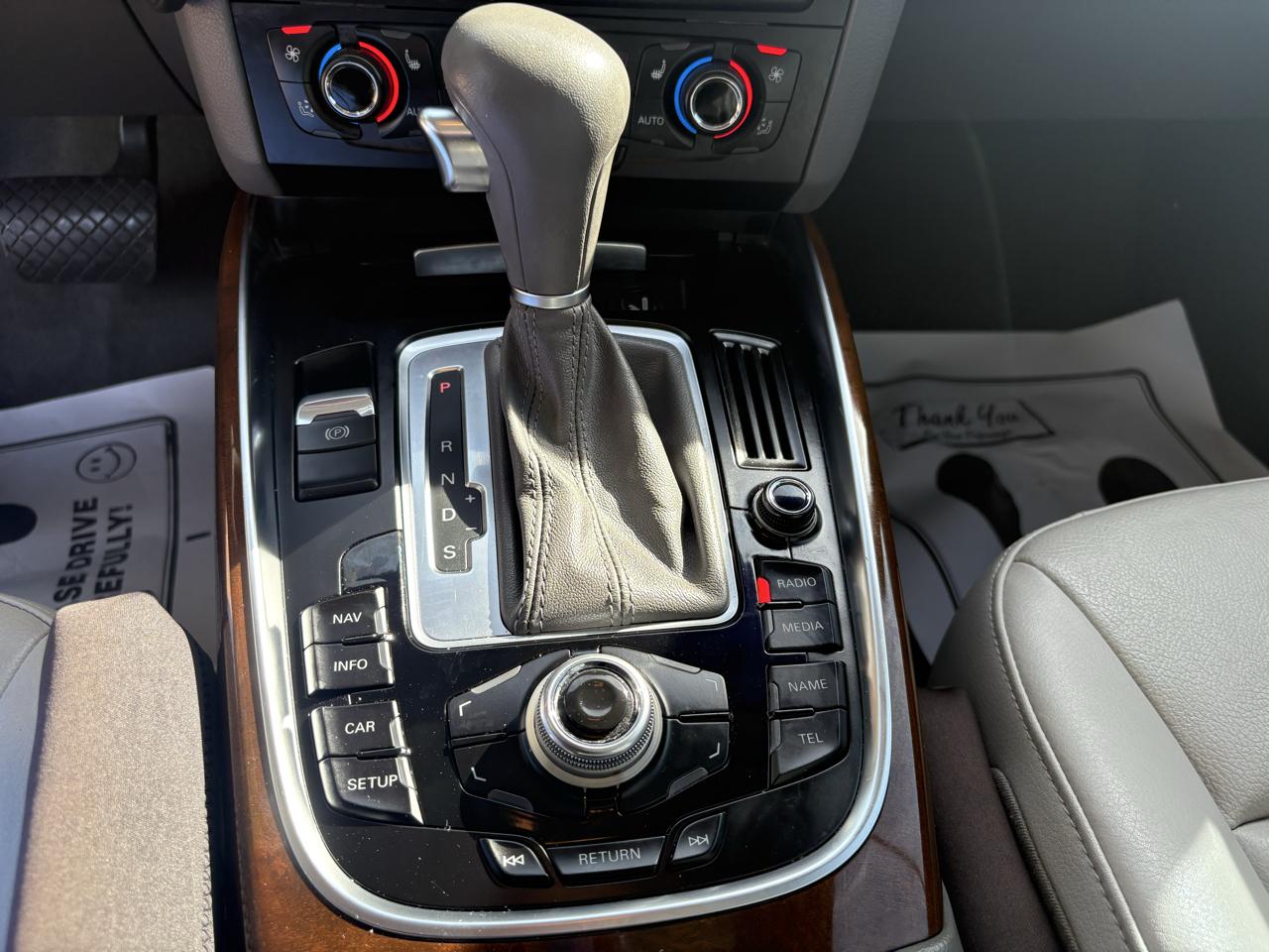 Audi Q5 quattro 4dr 2.0T Premium Plus 2011