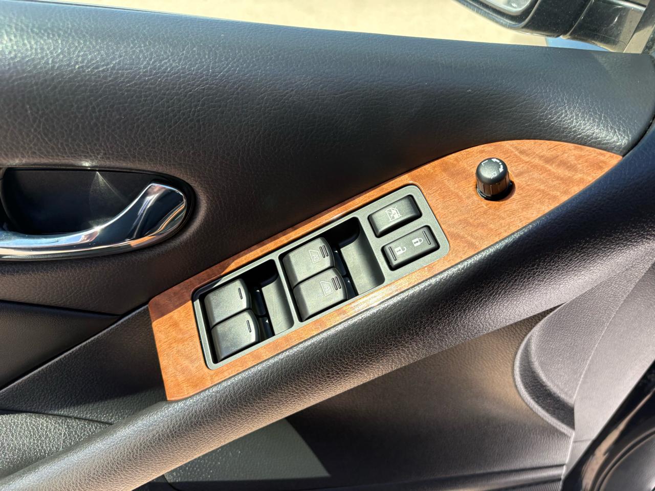 Nissan Murano  2012