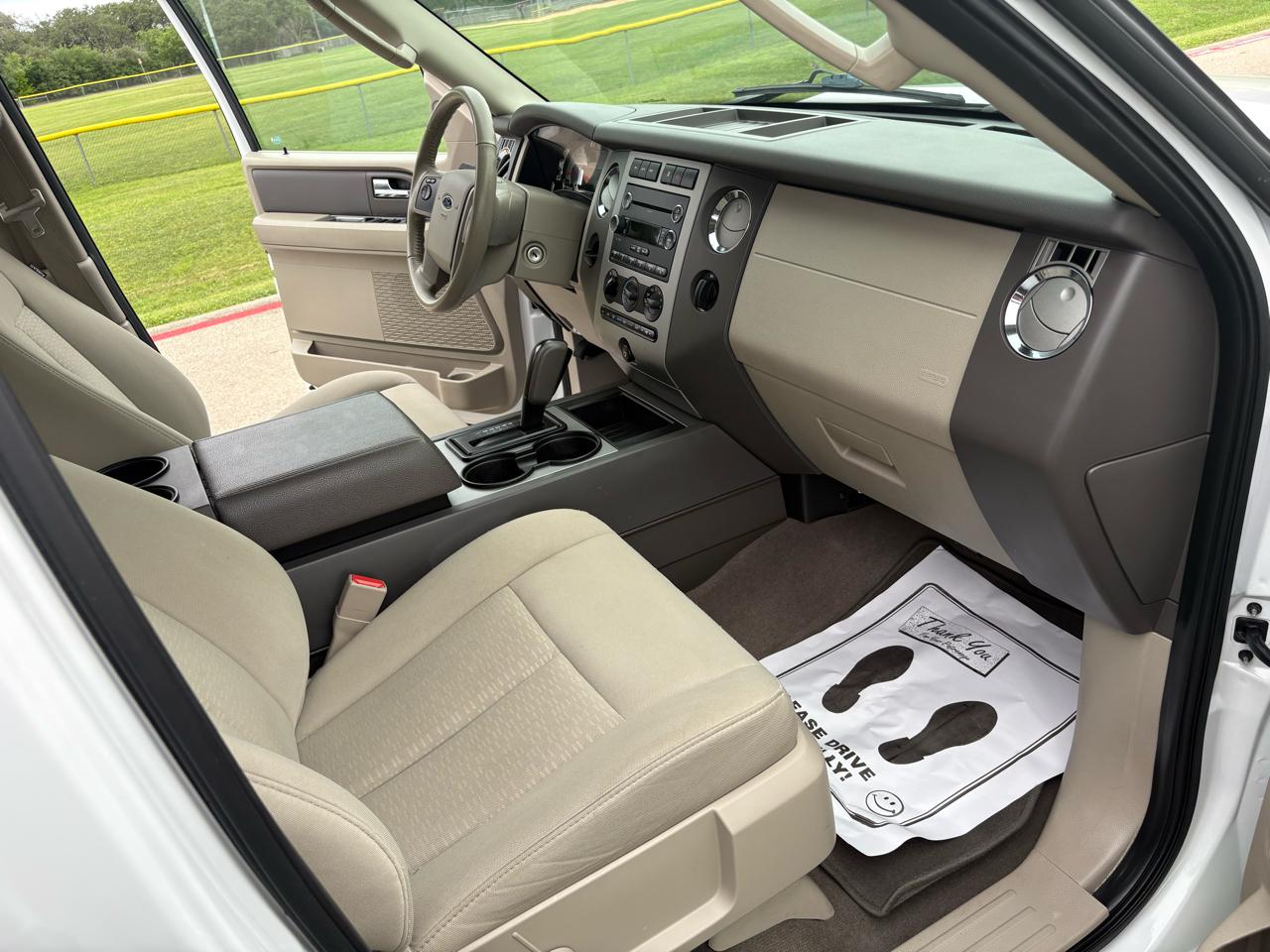 Ford Expedition EL  2013