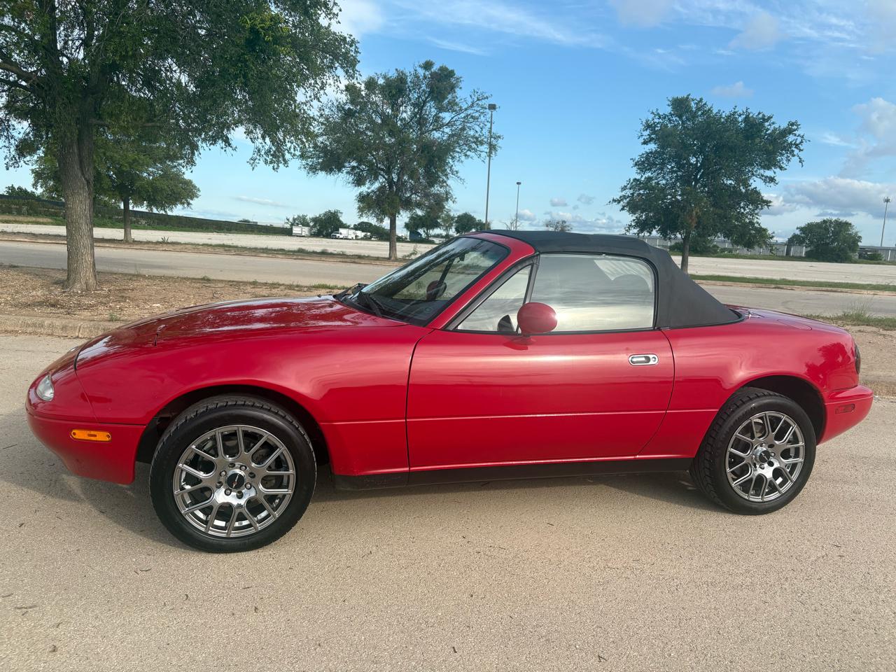 Mazda MX5 Miata  1996